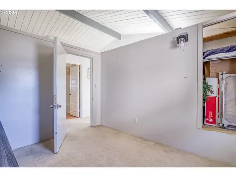 1424 SE 3rd Street Lincoln City OR 97367