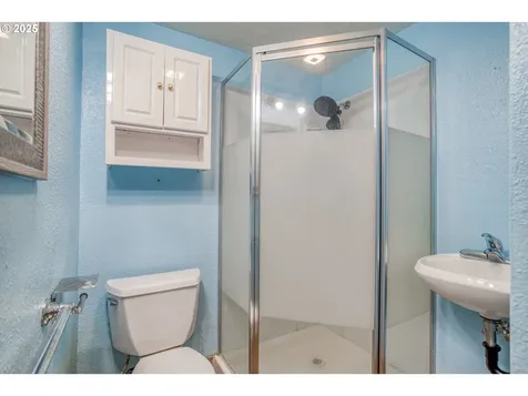 1424 SE 3rd Street Lincoln City OR 97367