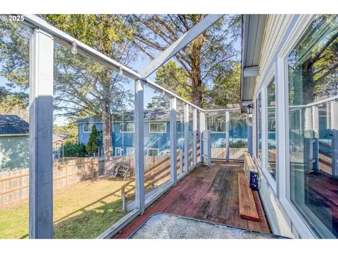 1424 SE 3rd Street Lincoln City OR 97367