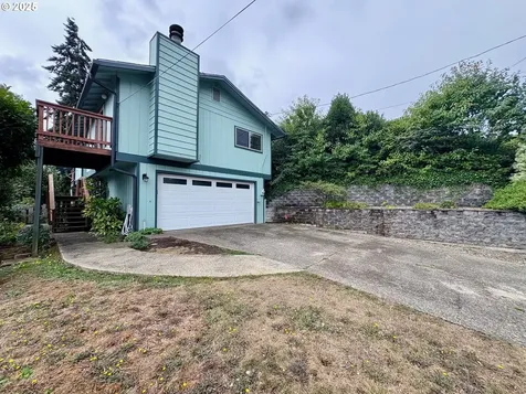 1169 Washington Avenue Coos Bay OR 97420
