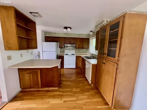 1169 Washington Avenue Coos Bay OR 97420