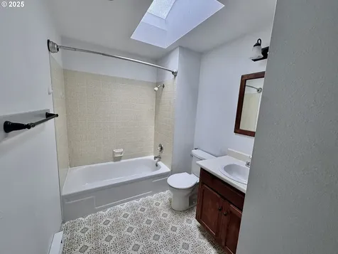 1169 Washington Avenue Coos Bay OR 97420