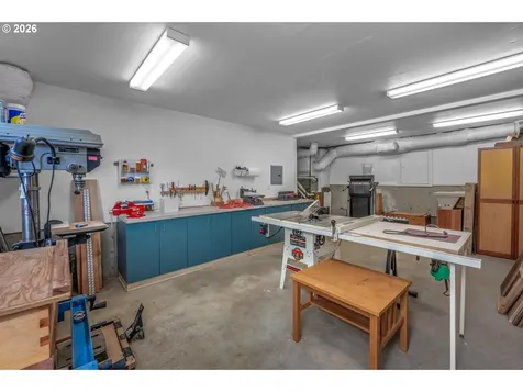 10007 NW Thompson Road Portland OR 97229