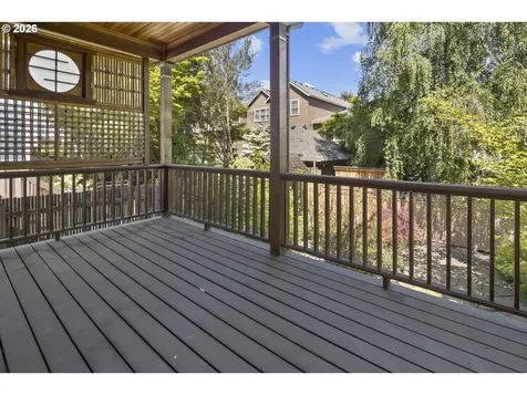 2467 NW Savier Street Portland OR 97210