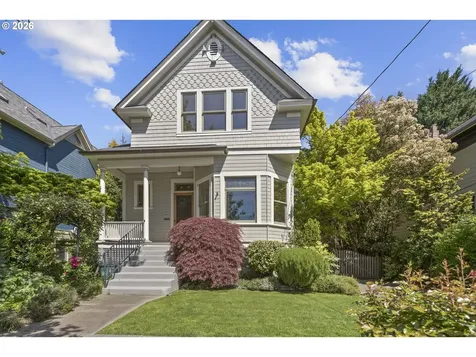 2467 NW Savier Street Portland OR 97210