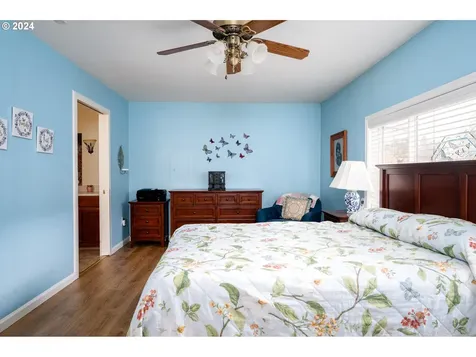 14871 NE Graham Street Portland OR 97230