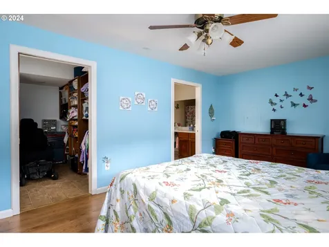 14871 NE Graham Street Portland OR 97230