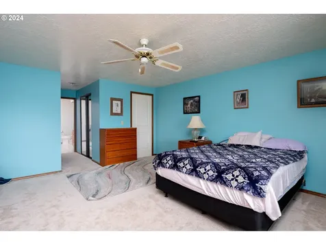 14871 NE Graham Street Portland OR 97230