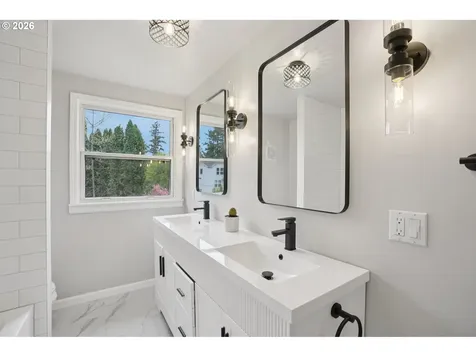 1670 NW 119th Avenue Portland OR 97229