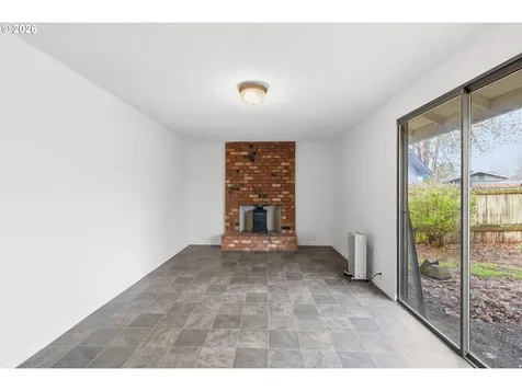 3826 Peppertree Drive Eugene OR 97402