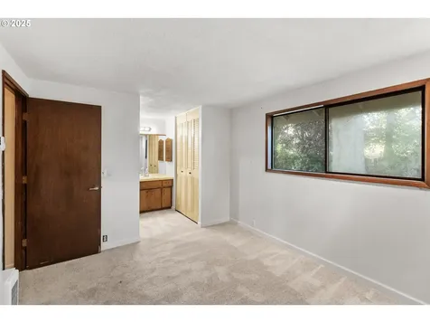3826 Peppertree Drive Eugene OR 97402