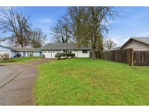 3826 Peppertree Drive Eugene OR 97402