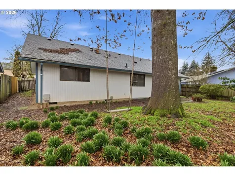 3826 Peppertree Drive Eugene OR 97402