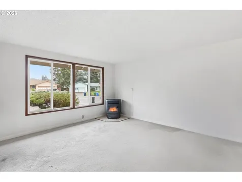 3826 Peppertree Drive Eugene OR 97402