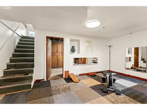 245 SE 108th Avenue Portland OR 97216