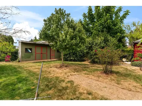 245 SE 108th Avenue Portland OR 97216