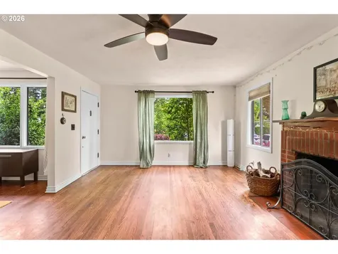 245 SE 108th Avenue Portland OR 97216