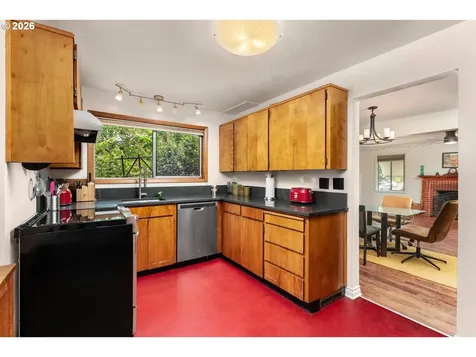 245 SE 108th Avenue Portland OR 97216