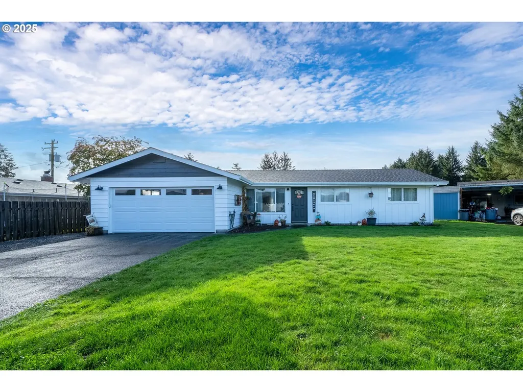 4009 Filbert Street Tillamook OR 97141
