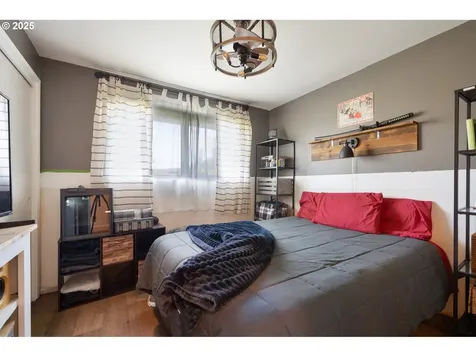 4009 Filbert Street Tillamook OR 97141