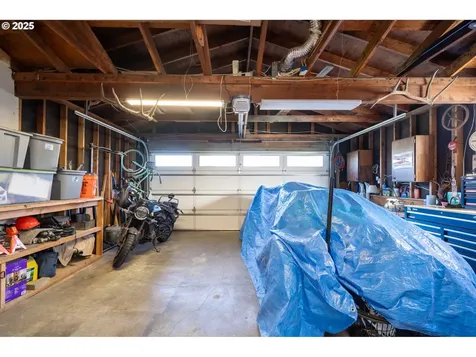 4009 Filbert Street Tillamook OR 97141