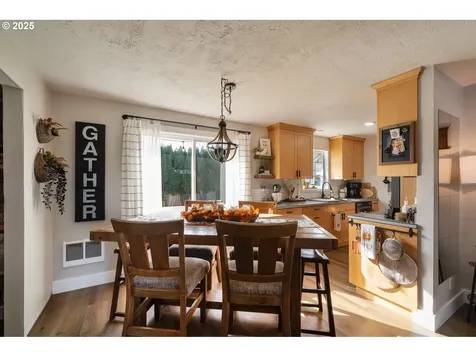 4009 Filbert Street Tillamook OR 97141
