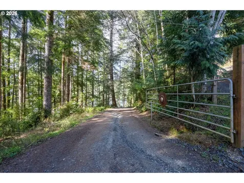 72312 Potlatch Road Lakeside OR 97449