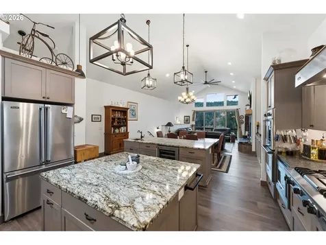 72312 Potlatch Road Lakeside OR 97449