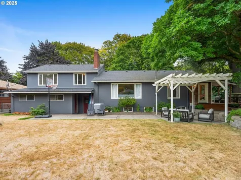 1639 23rd Avenue Longview WA 98632
