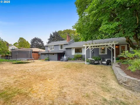 1639 23rd Avenue Longview WA 98632