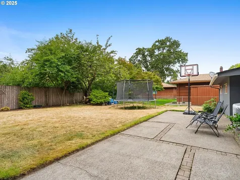 1639 23rd Avenue Longview WA 98632