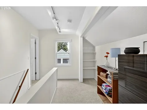 635 SE 55th Avenue Portland OR 97215