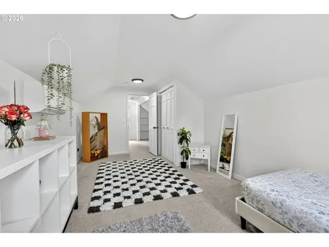 635 SE 55th Avenue Portland OR 97215