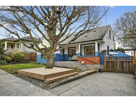 635 SE 55th Avenue Portland OR 97215