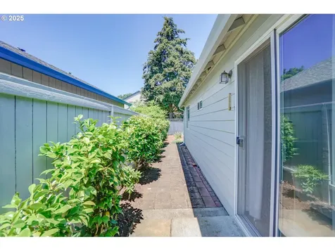 17610 SE 22nd Street Vancouver WA 98683