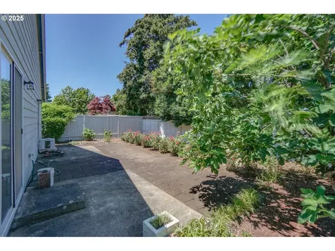 17610 SE 22nd Street Vancouver WA 98683