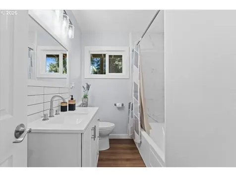 4416 NE 75th Avenue Portland OR 97218