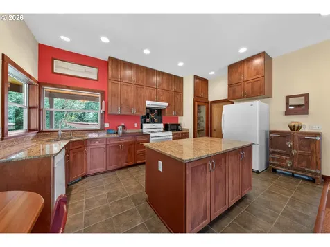 1020 Spooner Ridge Lane Oakland OR 97462