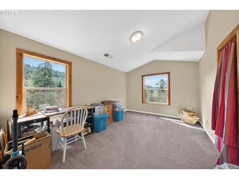 1020 Spooner Ridge Lane Oakland OR 97462