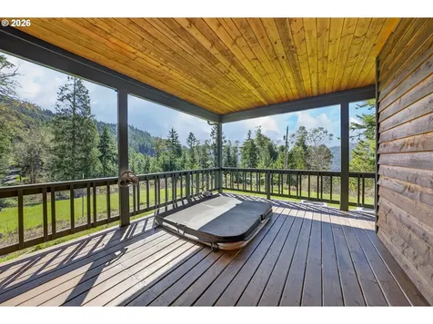 1020 Spooner Ridge Lane Oakland OR 97462