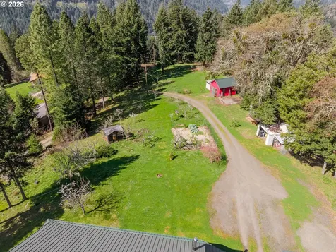 1020 Spooner Ridge Lane Oakland OR 97462