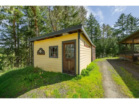 1020 Spooner Ridge Lane Oakland OR 97462