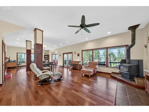 1020 Spooner Ridge Lane Oakland OR 97462