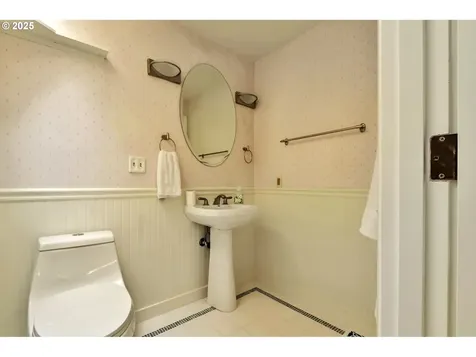18005 SW Monte Verdi Boulevard Beaverton OR 97007