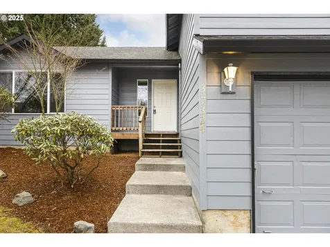 37324 Green Mountain Street Sandy OR 97055