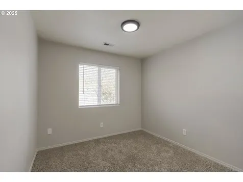 37324 Green Mountain Street Sandy OR 97055