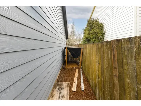 37324 Green Mountain Street Sandy OR 97055