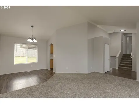 37324 Green Mountain Street Sandy OR 97055