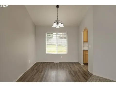 37324 Green Mountain Street Sandy OR 97055