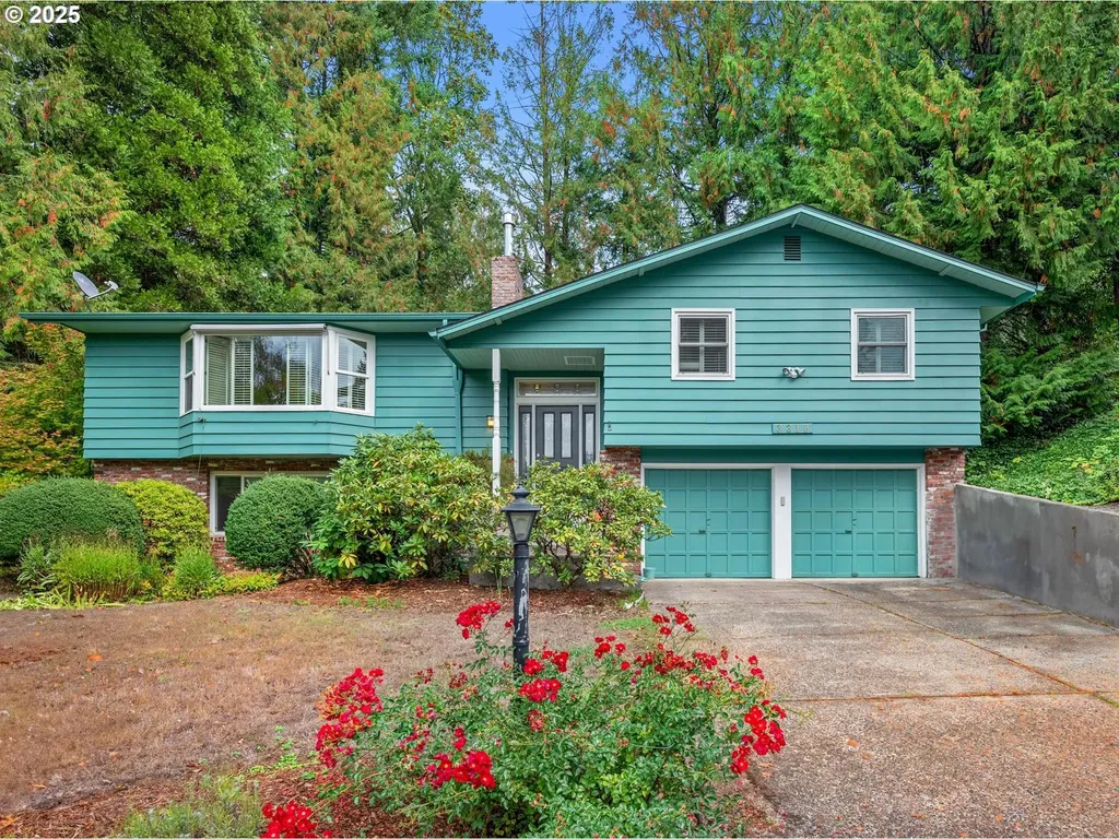 3310 SW 66th Avenue Portland OR 97225